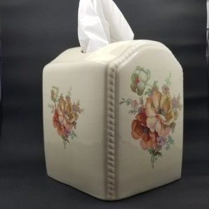 VB Athena California Boutique Tissue Box Cover